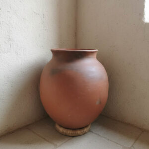 Ollas decorativas barro c/ base-Michoacán, Zinapécuaro