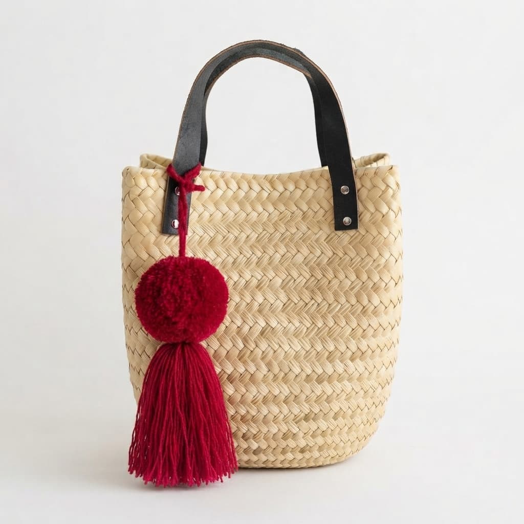 Bolso con pompón-San Luis Amatlán, Oaxaca. - Imagen 2